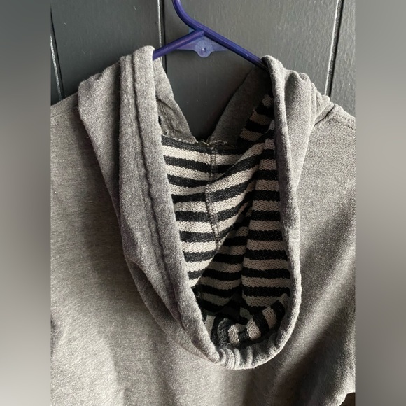 Hudson and Barrow Quarter Zip Pullover Hoodie - Picture 5 of 7